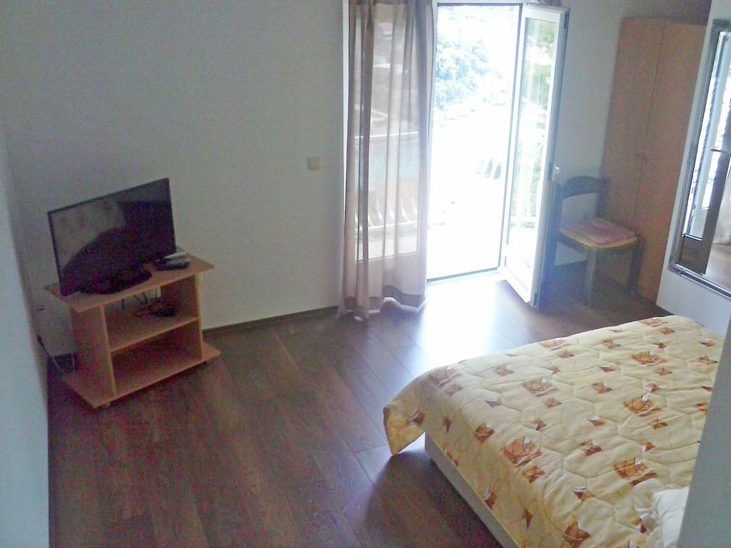 מולונאט Apartments Mara מראה חיצוני תמונה