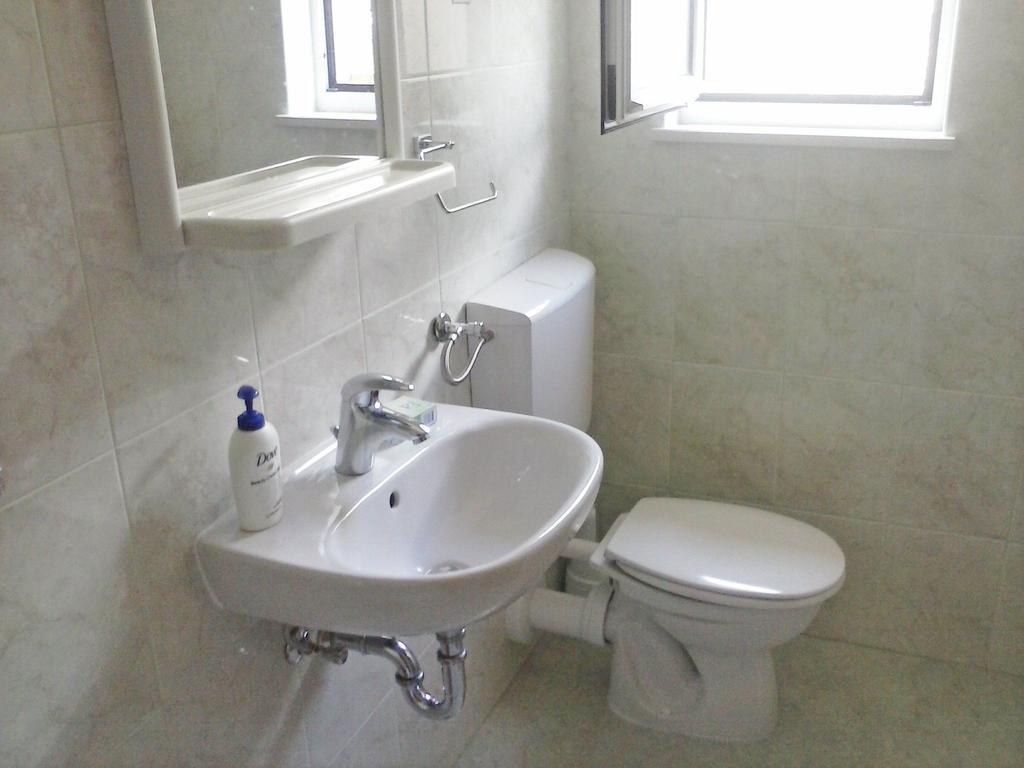 מולונאט Apartments Mara מראה חיצוני תמונה